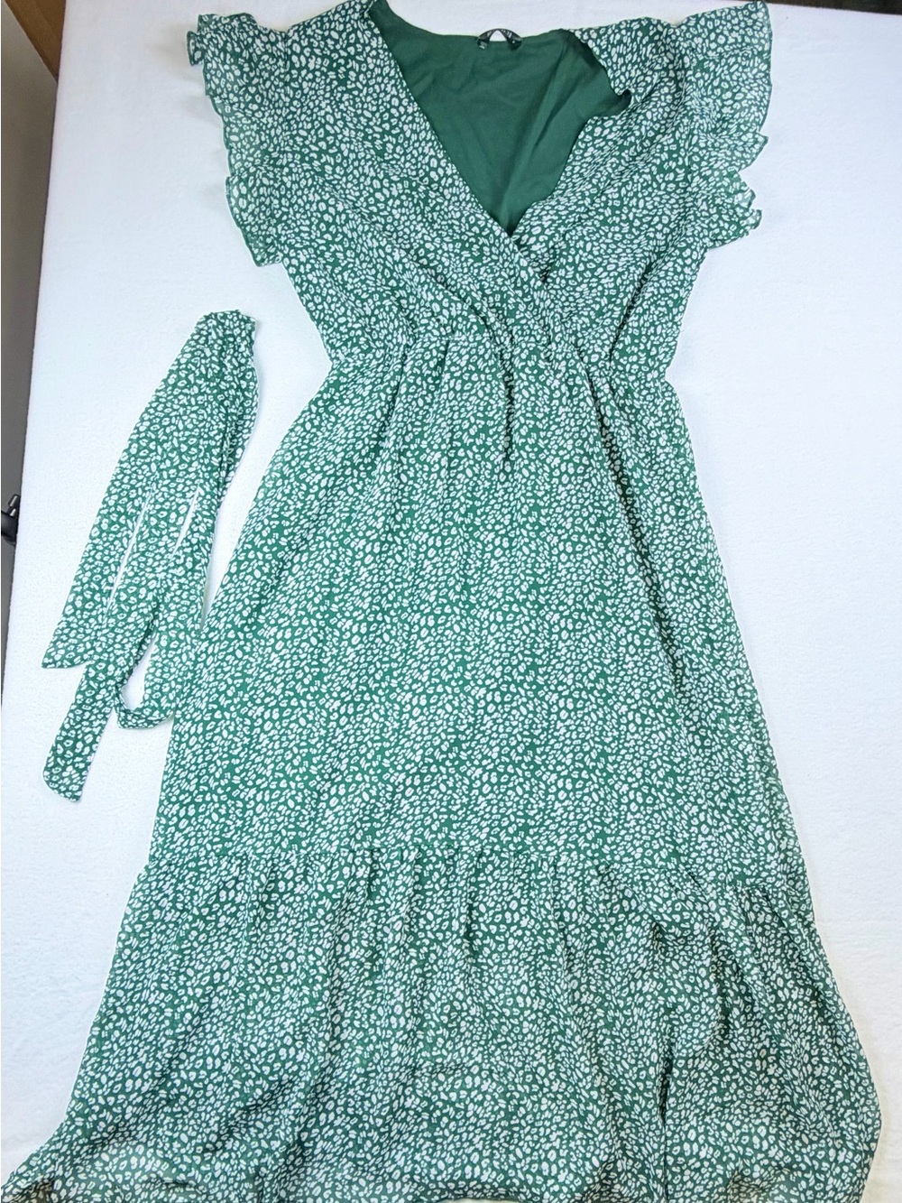 BTFBM Green White Animal Print Ruffle Short Sleeve Midi Dress Medium M - Picture 2 of 9